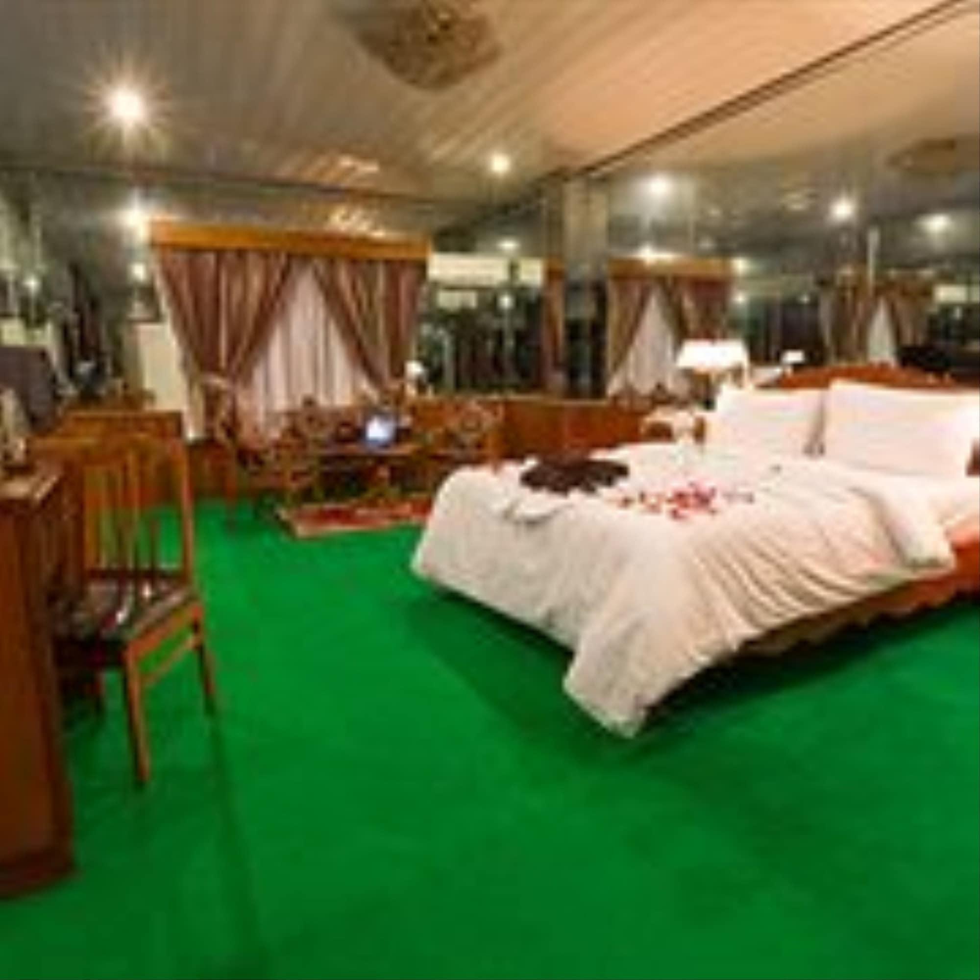 Asia Hotel Пном Пен Екстериор снимка